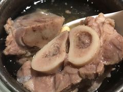 -小鱼小牛·鱼牛干锅·脆鱼火锅(世欧广场店)