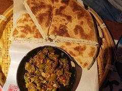 锅盔夹辣子-遇见长安(兰州中心店)