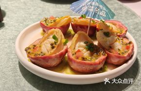 Passion Fruit Steamed Medium Abalone