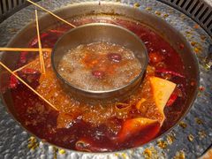 菌香鸳鸯锅-晓宇重庆火锅(赛格国际购物中心店)