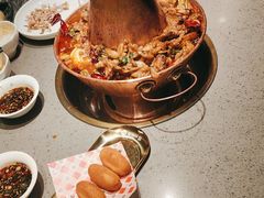 -老佛爷铜炉蛙锅(东门老街店)