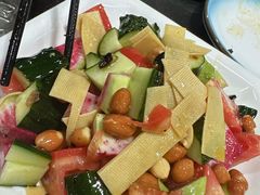 -龙顺园麻辣香锅(机场店)