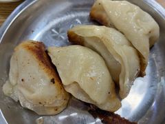 -黄阿姨锅贴大王(万航渡路店)