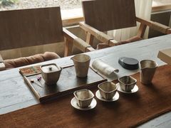 -亮河湾山庄