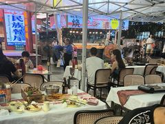 -刘姐啤酒鱼民族演艺餐厅(西街总店)