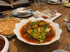 -清真·玛丽亚新疆菜主题餐厅(浙江中路店)