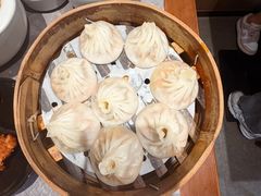 -莱莱小笼·乔艾