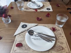 -Mark&Mars Restaurant
