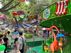 -顺德大良半月城游乐场