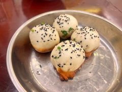 生煎馒头-三两春(浦三路店)