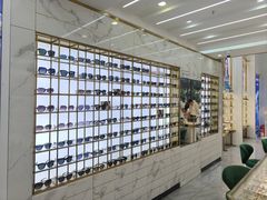 -世纪大明眼镜·林德伯格·蔡司官方授权店(武昌旗舰店)