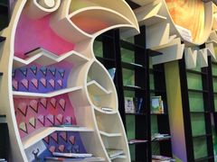 -钟书阁(松江泰晤士小镇店)