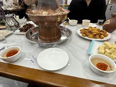 -一口猪海鲜浑锅·东北家常菜