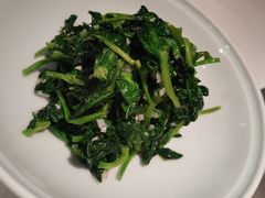 蒜茸豆苗-申粤轩酒楼·三十年粤菜经典(丁香花园店)