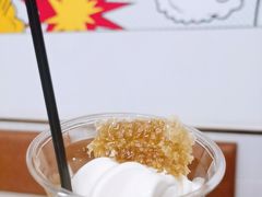 疯狂的蜂蜜冰淇淋-OUR Bakery(三里屯太古里店)