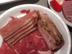 -山焱·炭火自助烤肉(周浦万达店)