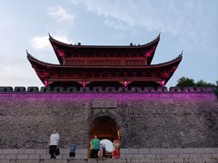 -巴陵广场