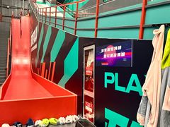 -极限PLAY运动娱乐新世界·团建派对表演休闲馆·室内高空游乐园