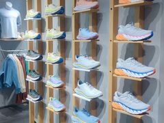 -HOKA(北京蓝色港湾店)