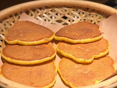 香煎玉米粑粑-吃饭皇帝大土家民族菜(正大广场店)