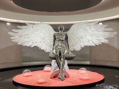 -涨巢·潮玩水疗局