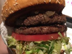 火烤双层牛肉特堡-The Habit Burger Grill 哈比特汉堡(复兴soho店)