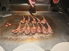 -雍容荟帝王蟹活龙虾展台自助(IFS黑金店)
