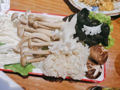 -三太子地摊烧烤·小龙虾(北蔡店)