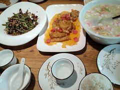 -小三峡食府(西五路店)