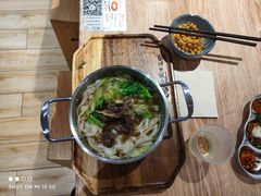 翘脚牛肉粉-小满手工粉(上海新世界城店)