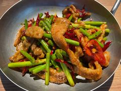 黔味宫爆松板肉-山野板扎·云贵川Bistro(上海首店)
