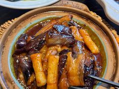 -吕氏焗小鲜•花园餐厅(八大关店)