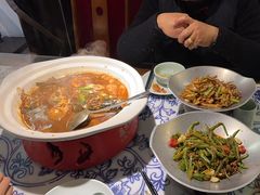 -卢大鲜鱼头捞饭(美利广场店)