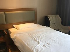 -格林豪泰商务酒店(上海大宁国际延长路地铁站店)