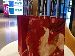 -奈雪的茶(湖滨银泰in77C区PRO店)
