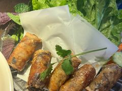 -大头虾越式风味餐厅(光明广场店)