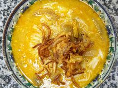 -002鱼汤粉(龍園店)