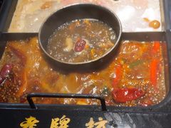 -老牌坊云南鱼豆花火锅(哈西万达店)