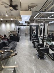 -Tipo Hair salon（明星）店
