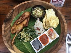 -Pundi Pundi Restaurant