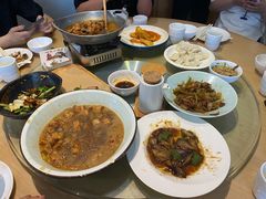 -关东小磨东北菜(上海长风大悦城店)