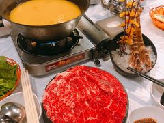 -鲜入围煮花胶鸡海鲜火锅