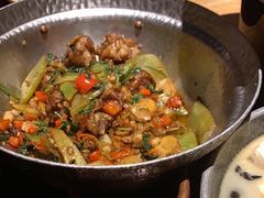 嫩仔姜炒牛蛙-吃饭皇帝大土家民族菜(正大广场店)