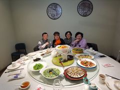 -宝燕海货工场(长江国际店)