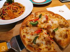 -菲滋意式餐厅(金华银泰城店)