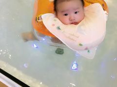 -小小王国亲子游泳俱乐部(锦辉中心)