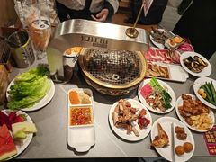 -山焱·炭火自助烤肉(周浦万达店)
