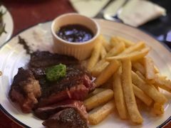 -羽深肉铺 Steak & Wine