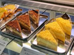 北海道白巧克力芝士蛋糕-野鸽子咖啡(中航店)