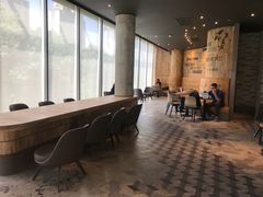 -星巴克臻选(湖滨道店)